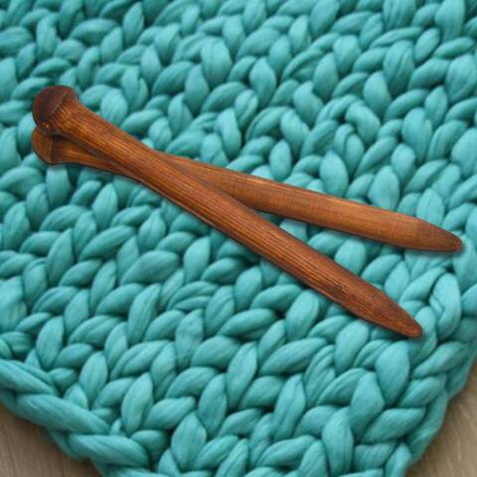 Гигантские Спицы для Толстой Пряжи из Дерева 30мм/400мм Сосна #N14