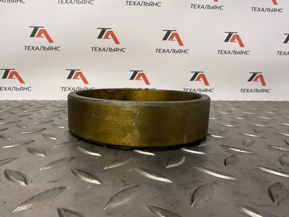 Втулка 7P-6348