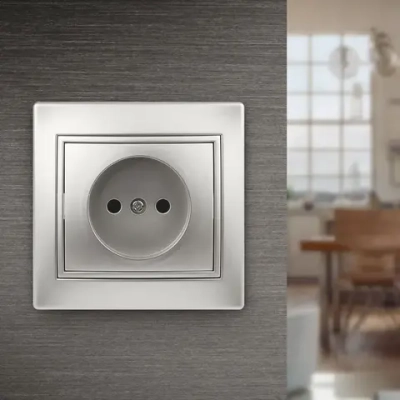 Розетка Intro Plano 1-201-03 без заземления 2P 16А-250В IP20 скрытой установки алюминий