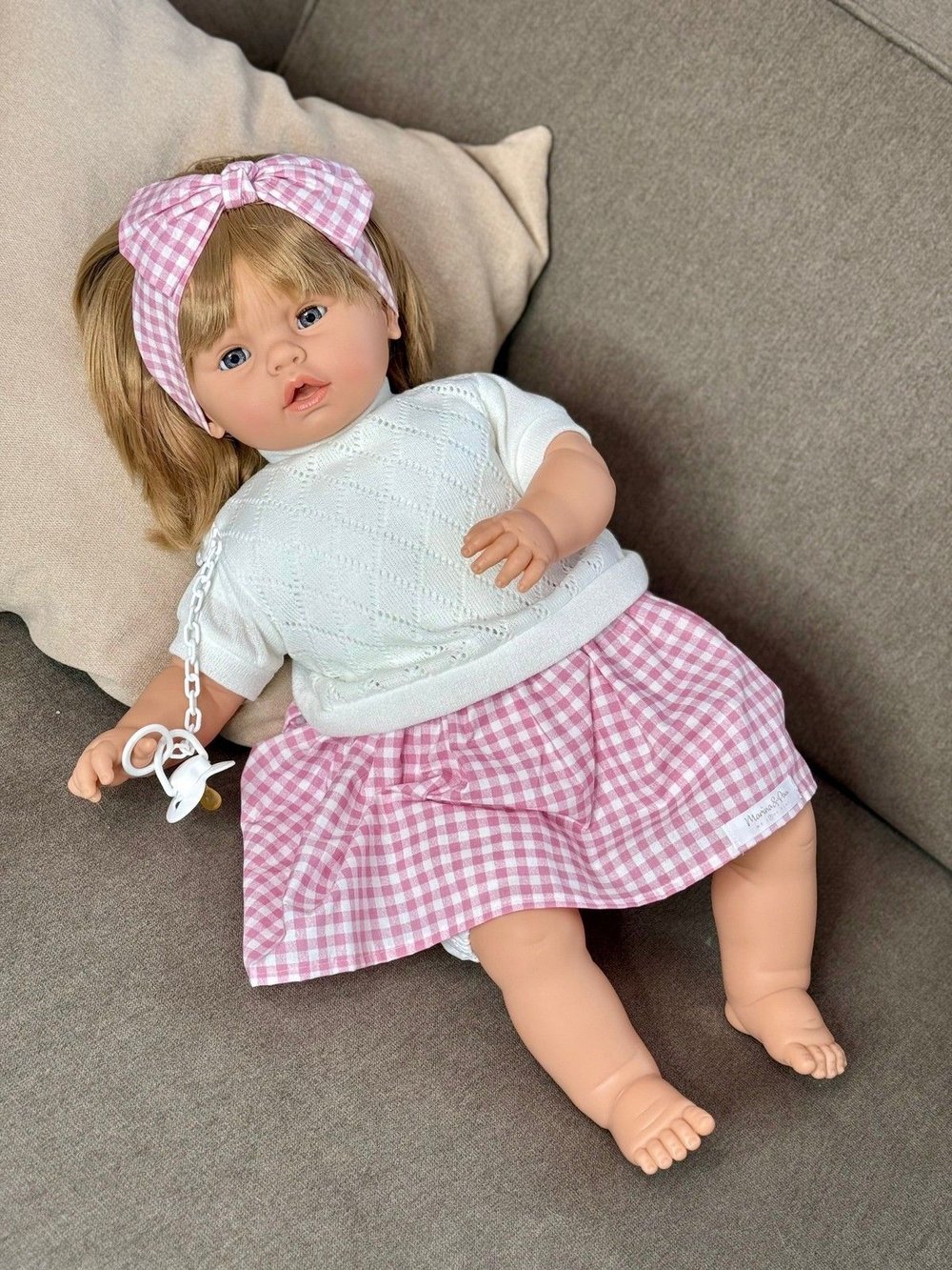 Кукла Marina and Pau 63cм Leonor мягконабивная (1905K)