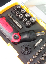 Набор отвертка с битами ZHUOQUN TOOLS NO.8913 (53шт.)