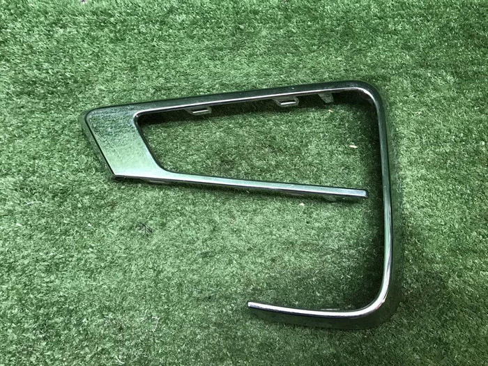 Молдинг переднего бампера Chery Tiggo 4 Pro 20-нв