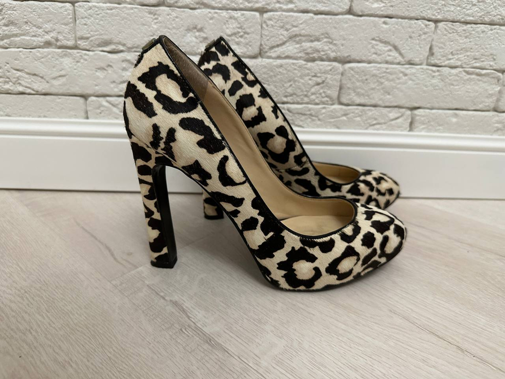 Туфли Guess