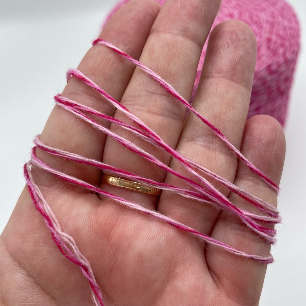 Бобинная пряжа для вязания (300 гр) FILATI OMEGA SRL 80% меринос 20% полиамид