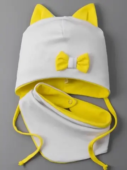 Шапка для девочки с ушками осенняя и снуд