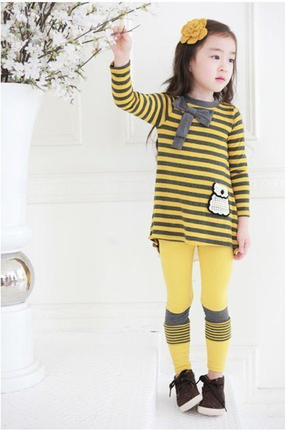 Комплект детский: платье в полоску с бантом и леггинсы