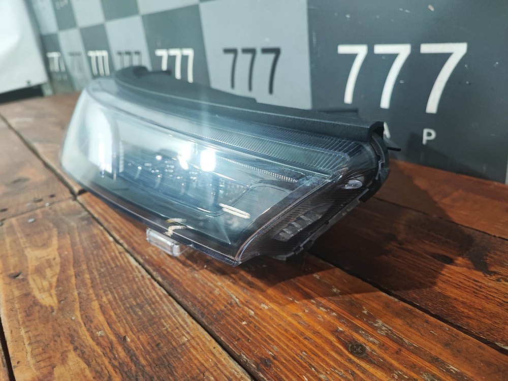 Фара ДХО правая Hyundai Palisade (LX2) 19-нв Б/У Оригинал 92208S8000