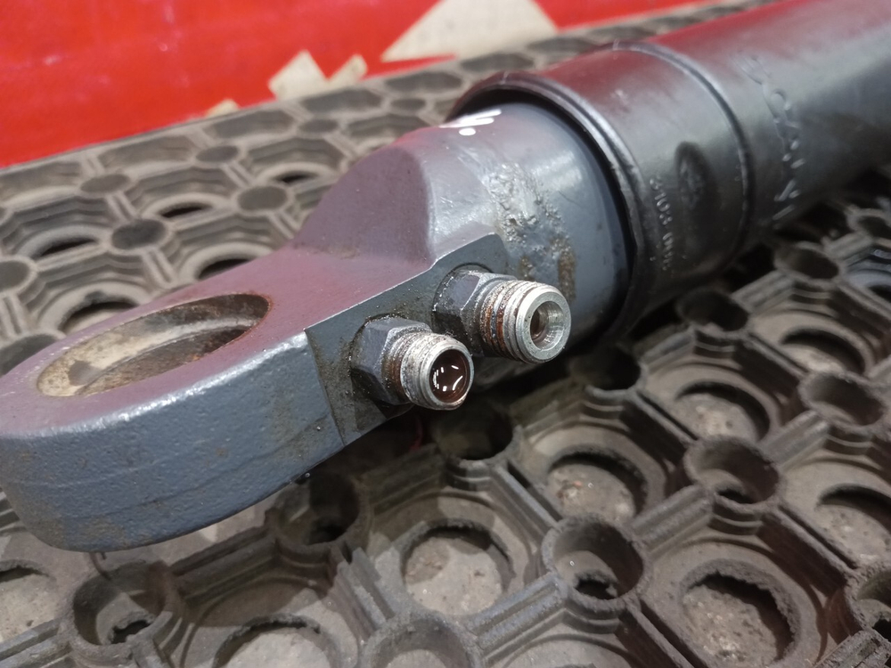 Цилиндр подъема кабины 2021г.