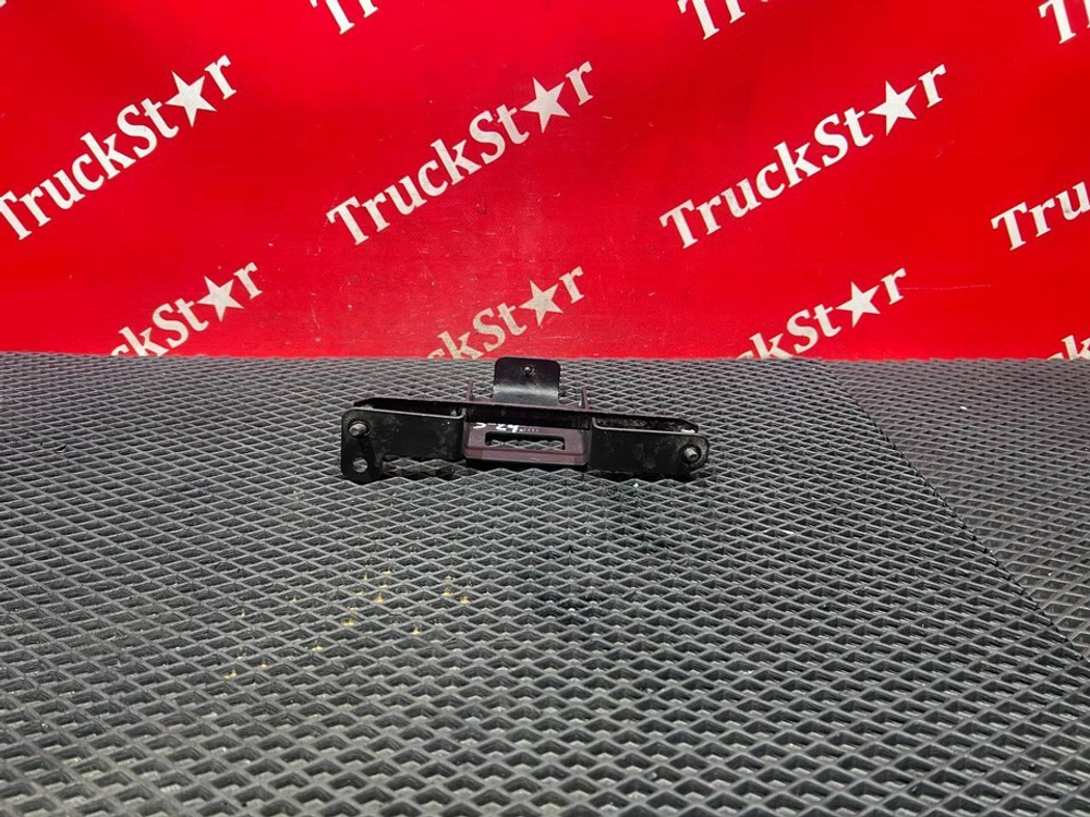 Кронштейн бампера