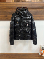 Пуховик-трансформер Moncler