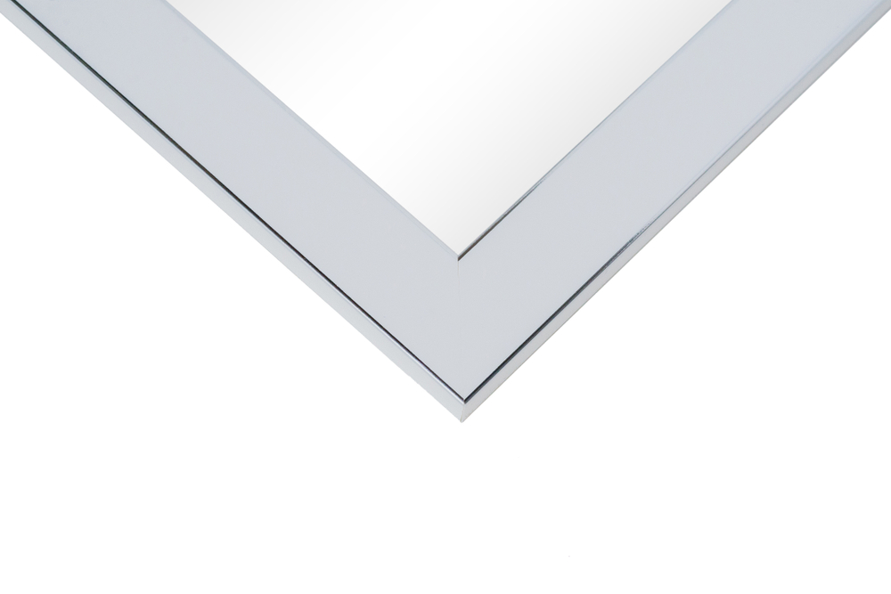 Зеркало настенное в раме 65x100