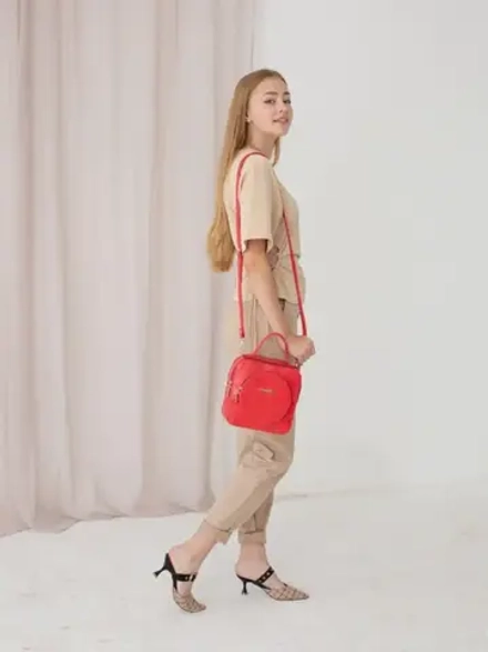 Сумка женская кросс боди через плечо на ремне из экокожи повседневная и деловая для женщины