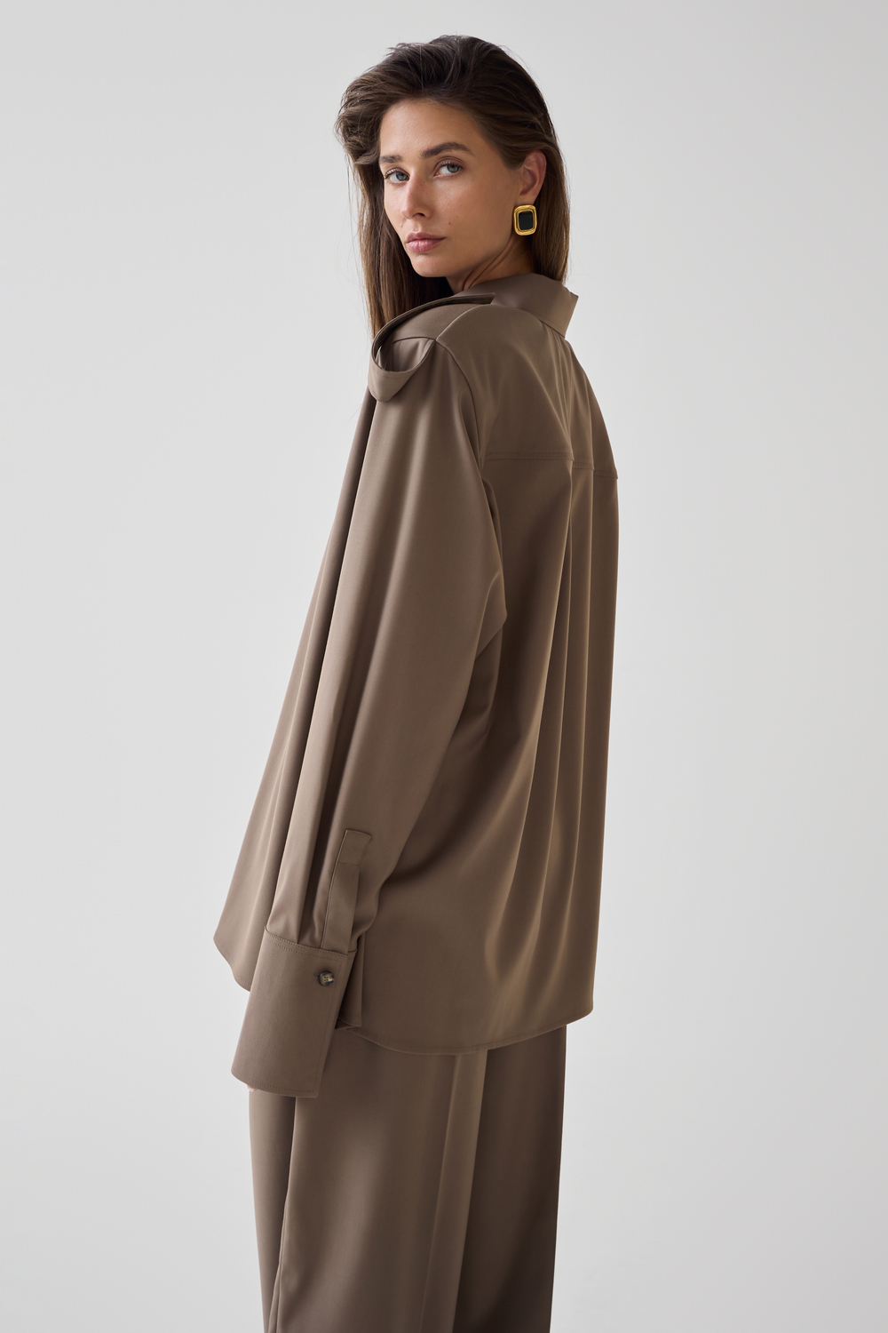 Комплект: рубашка и брюки с патами