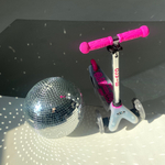 Самокат Mini Micro Deluxe Flux LED неоновый розовый