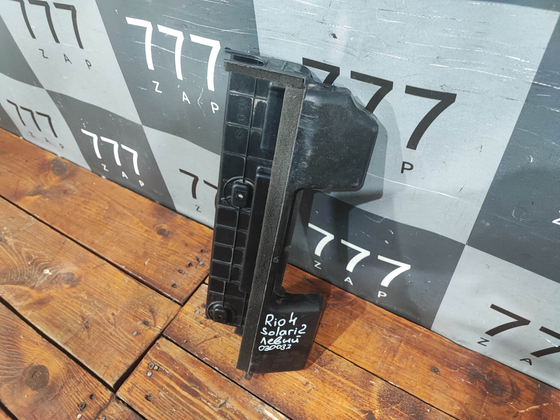 Дефлектор радиатора левый Hyundai Solaris 2 (HCR) 17-нв Б/У Оригинал 25321H5100