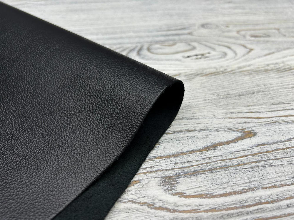 Nappa Misty Nero (0,9-1,1 мм), цв. Черный, натуральная кожа