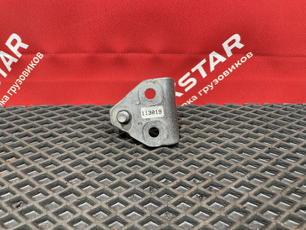 Ответная часть замка двери