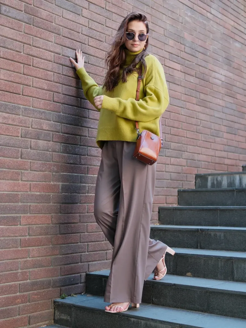 Сумка через плечо маленькая кросс боди для телефона кожаная