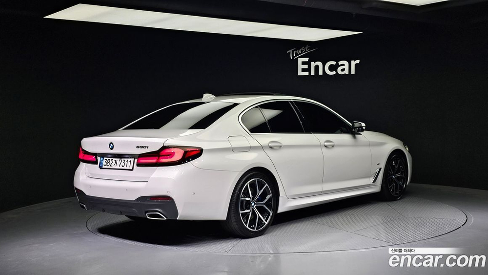BMW 5 Series (G30) 530i M Sports (11.2020)