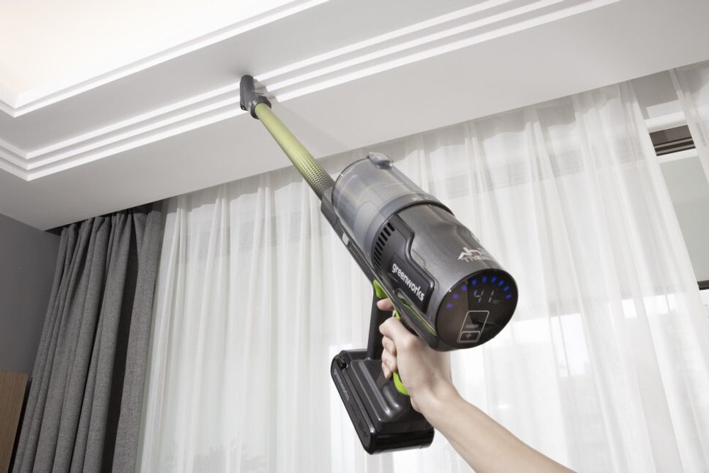 Пылесос беспроводной вертикальный аккумуляторный Greenworks Арт. 4701407UB, 24V, с 1хАКБ 4 Ач и ЗУ