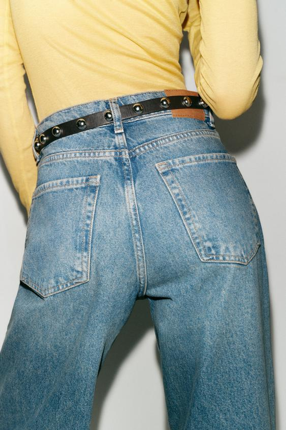 ZARA ДЖИНСЫ Z1975 С ВЫСОКОЙ ПОСАДКОЙ, ЗАУЖЕННЫЕ КНИЗУ, С РЕМНЕМ, ГОЛУБОЙ