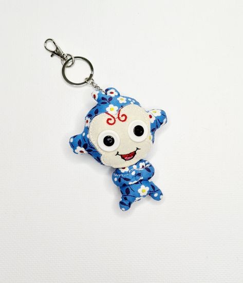 Мягкий брелок "Инопланетянин", цвет зеленый