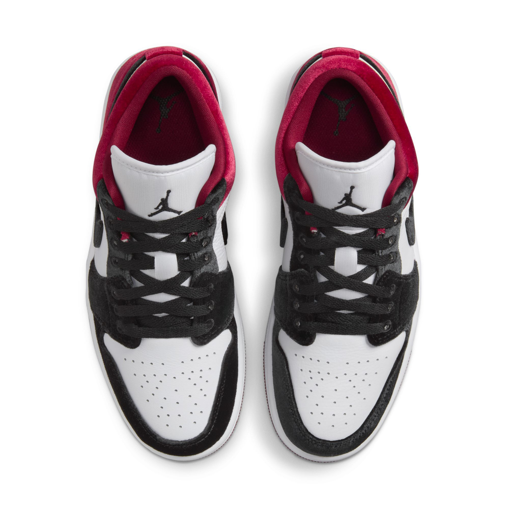 Кроссовки Jordan Air Jordan 1 Low Se Velvetblackgym Red (Женская размерная сетка)