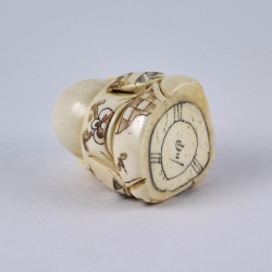 Нэцкэ Ребенок с корзиной рыбы