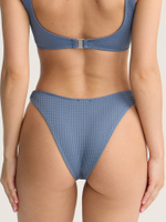 Купальные трусы бикини с фурнитурой