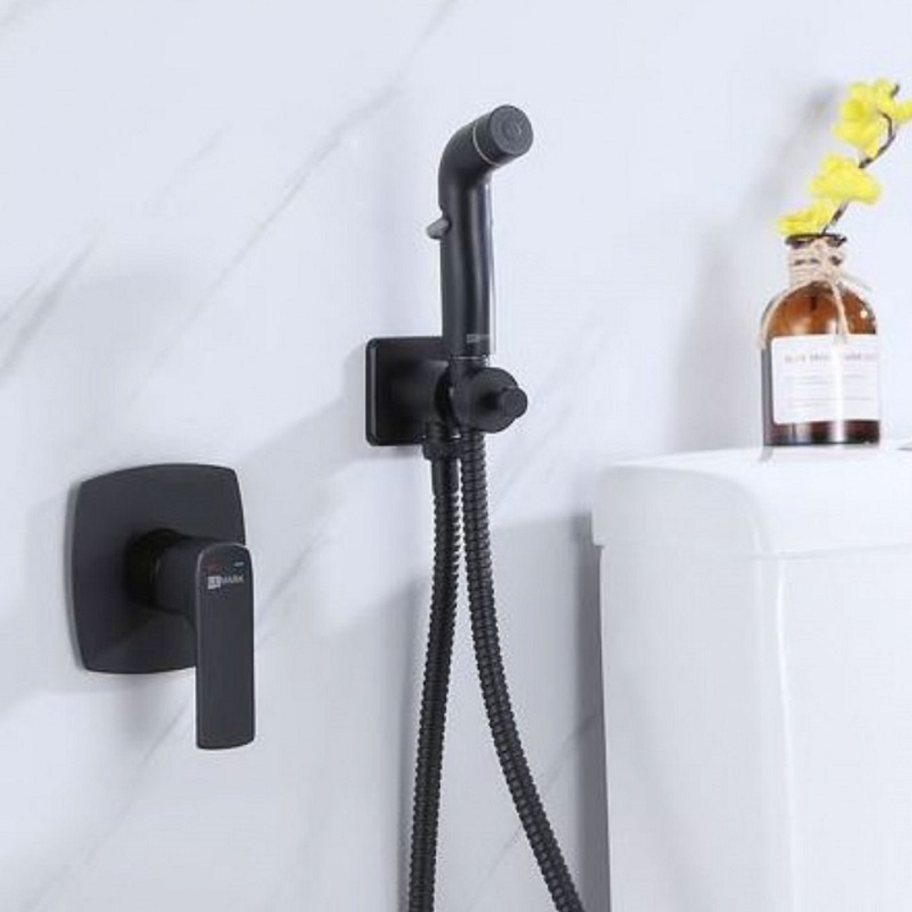 Смеситель с гигиеническим душем Lemark URSUS - LM7219BL