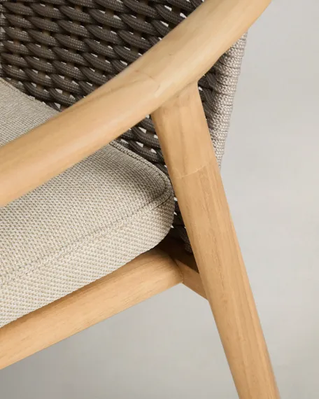Уличный стул Elunda из тикового дерева и бежевой веревки