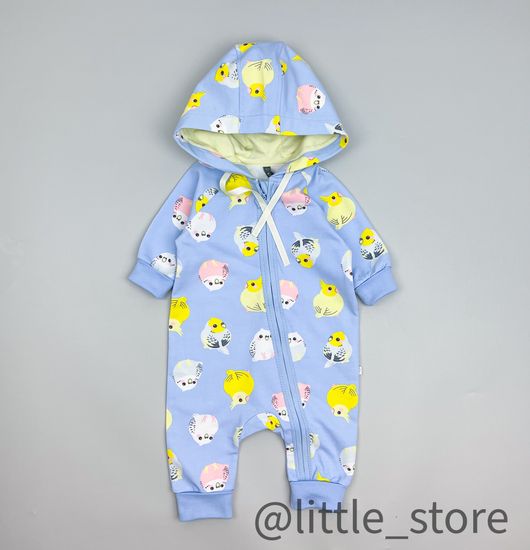 Комбинезон из футера "Цветные попугайчики" Небесный