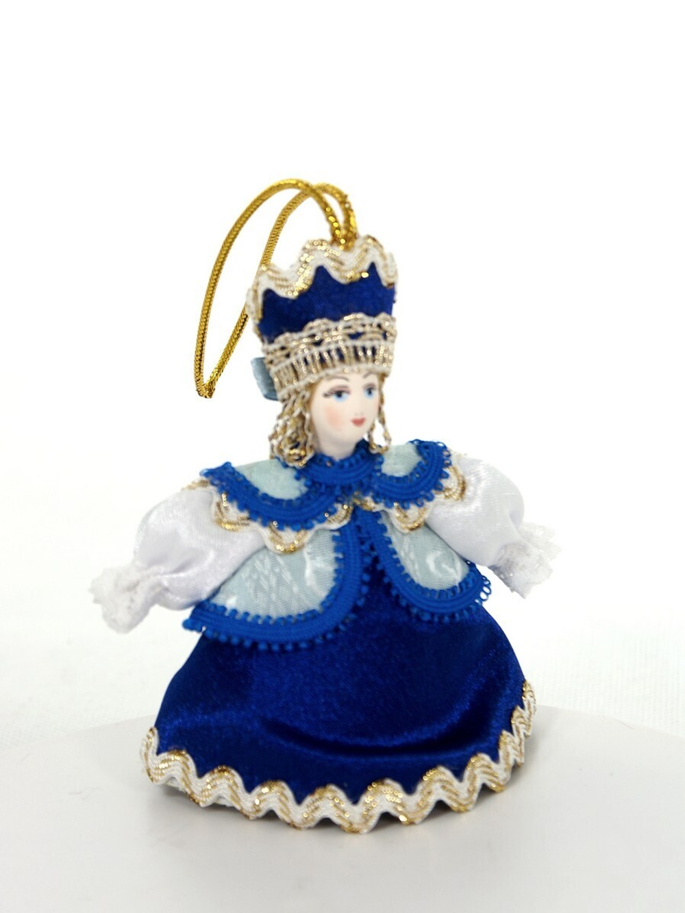 Кукла-подвеска сувенирная Девушка в душегрее. Елочная игрушка ручной работы