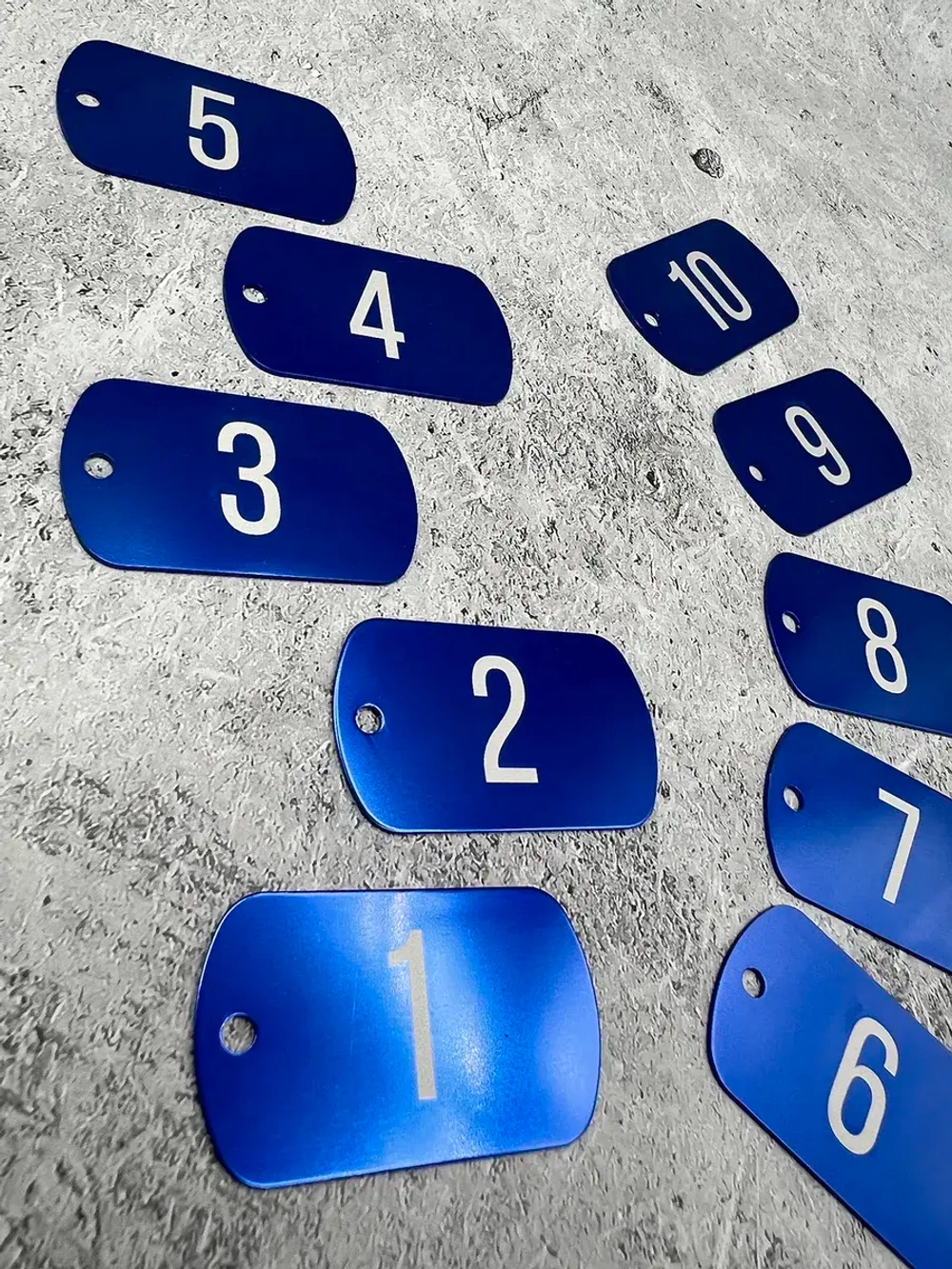 Номерки на ключи металлические
