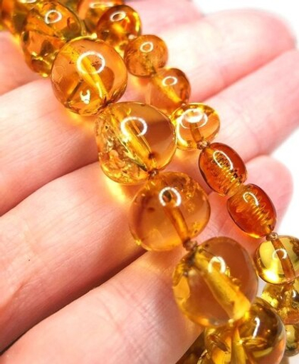 Бусы из янтаря мятый шар (7911)