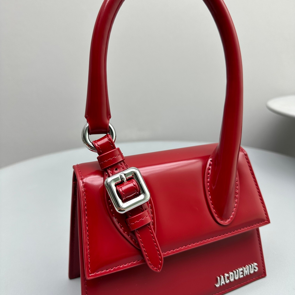 Jacquemus Le Chiquito Moyen Boucle 18 cm