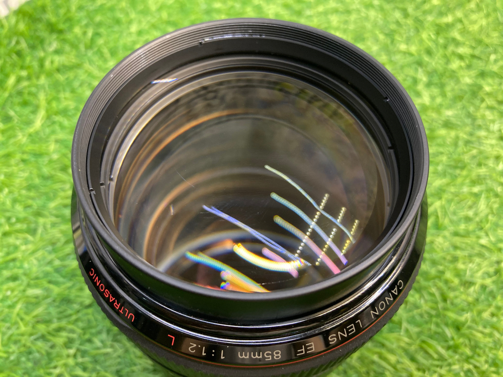 Canon EF 85mm 1.2L USM
