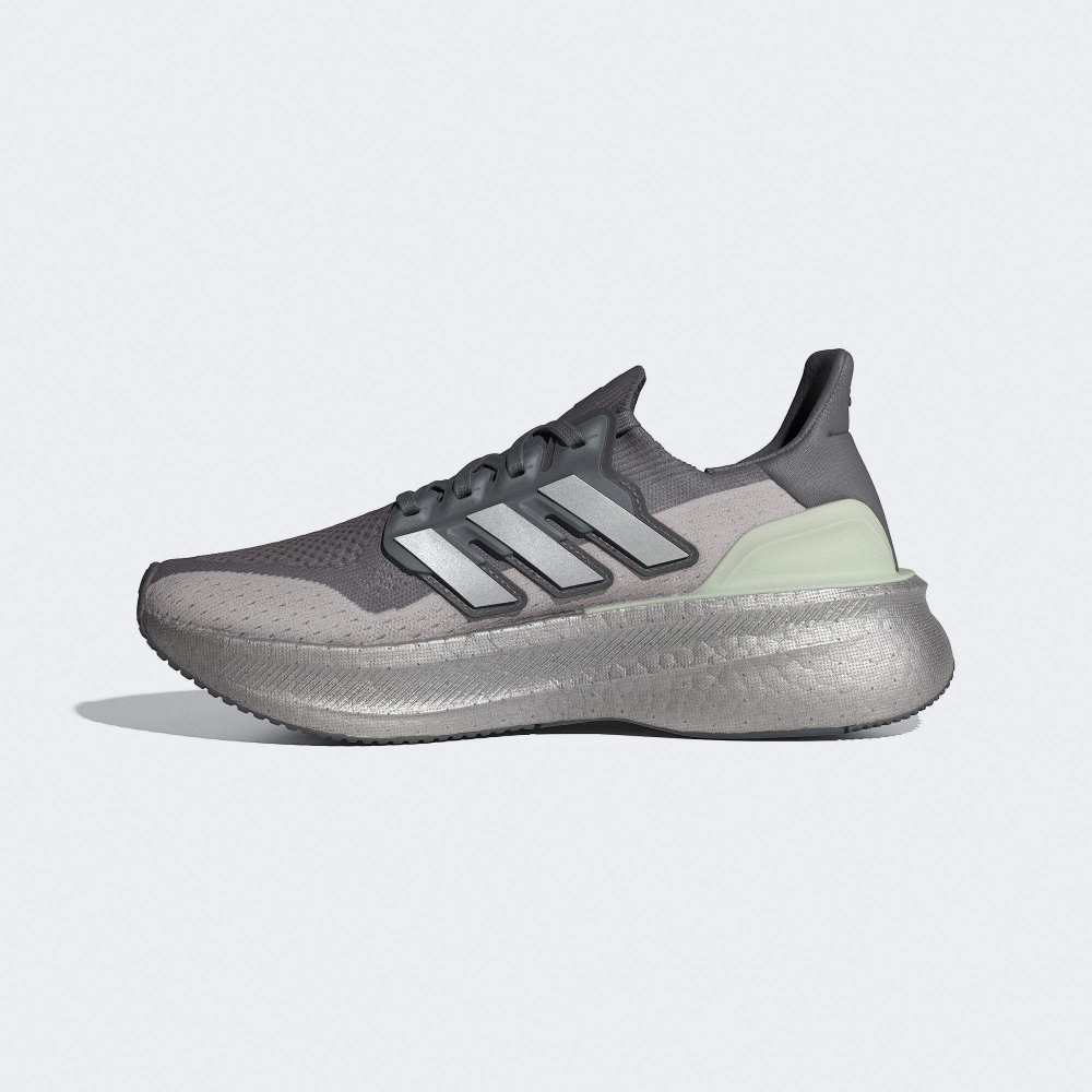 Кроссовки adidas Ultraboost 5.0 W