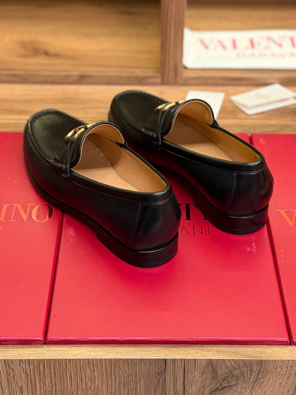 Лоферы Valentino