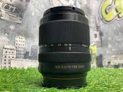 Sony DT 18-135mm 3.5-5.6 SAM
