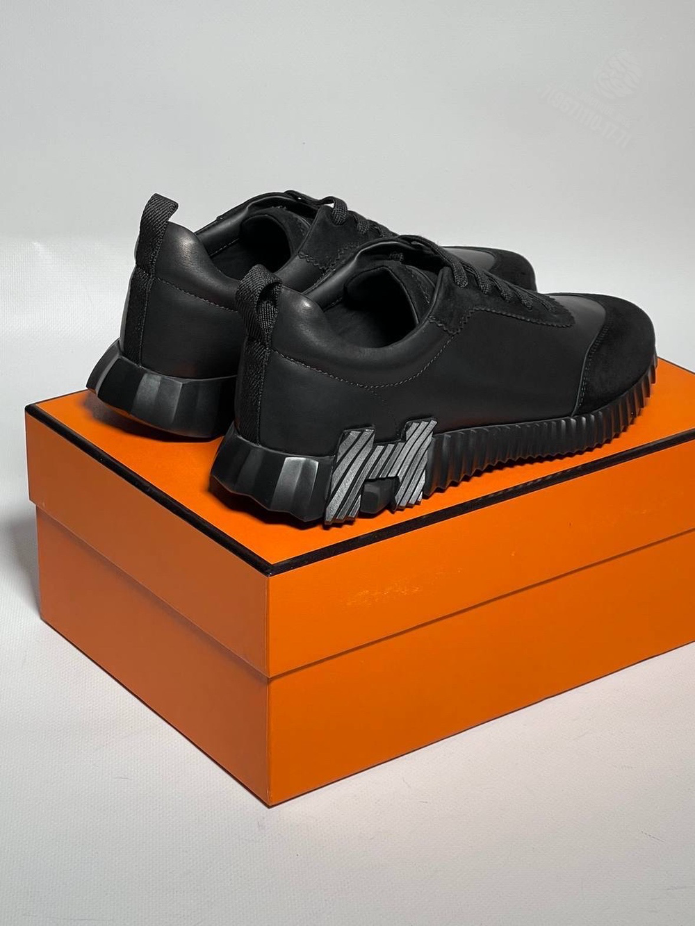 Кроссовки Hermes