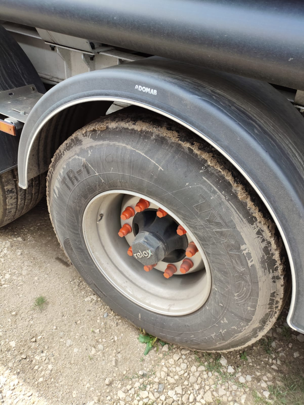 FoxTank 8777 Полуприцеп цистерна 877721 (светлые нефтепродукты)