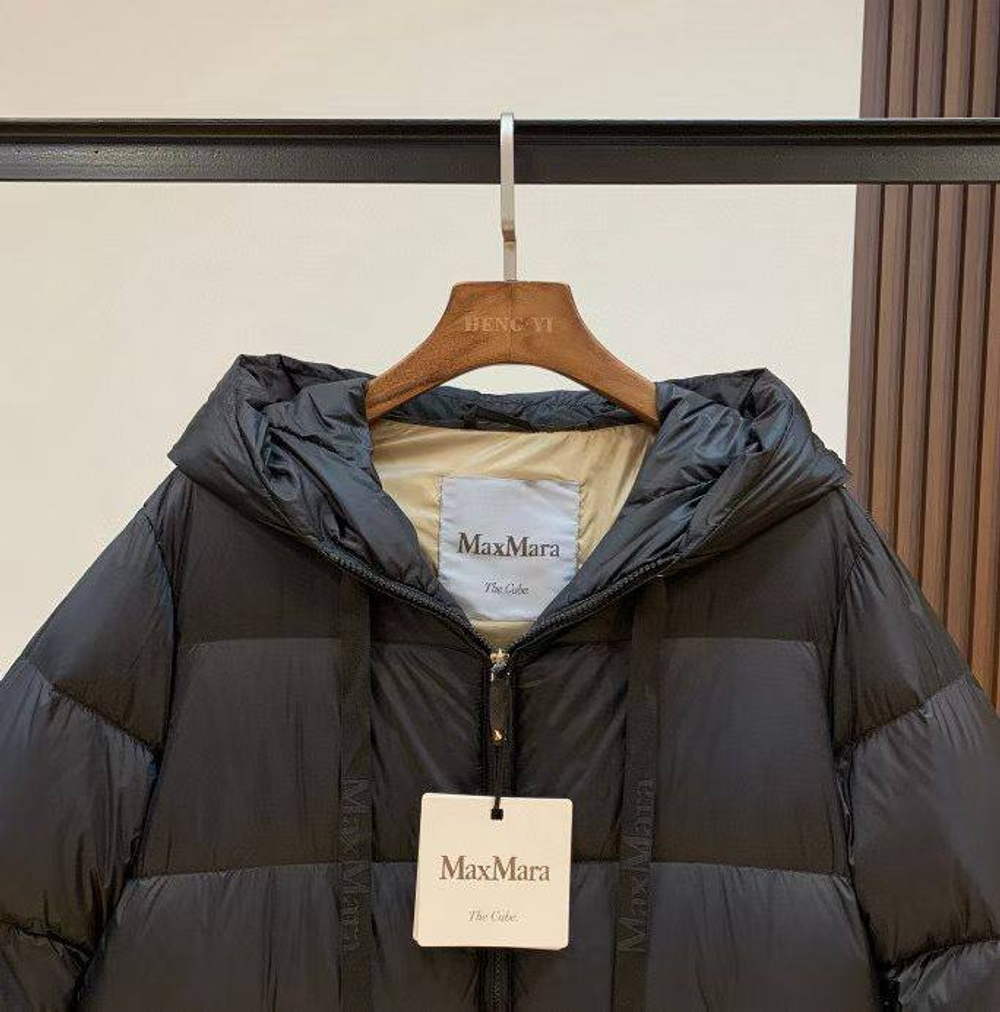 Пуховик MaxMara