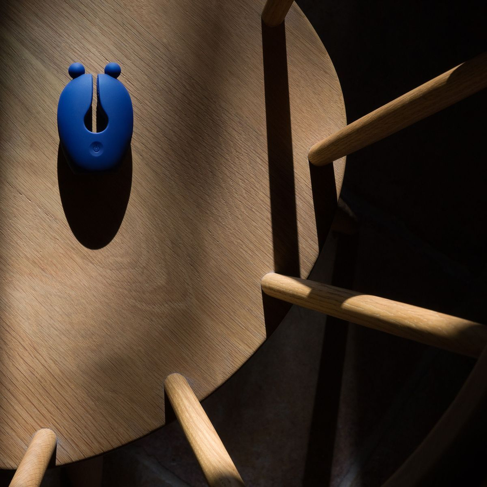 Синий клиторальный вибростимулятор Eden