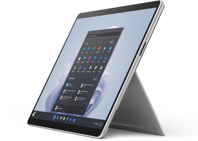 Surface Pro 9 (Intel Core i7-1255U, 16GB RAM, 256GB SSD, Wi-Fi)