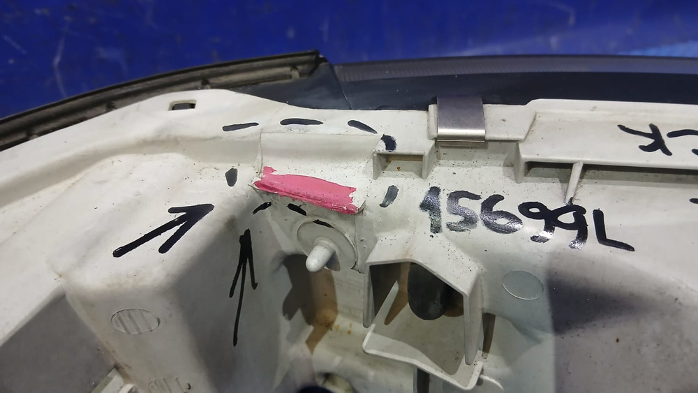 Фара передняя левая NISSAN CEFIRO 1997-1999