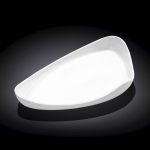 Блюдо треугольное 310 мм. с приподнятым краем Wilmax (63232)