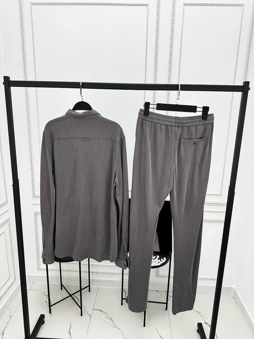 Летний костюм Kiton