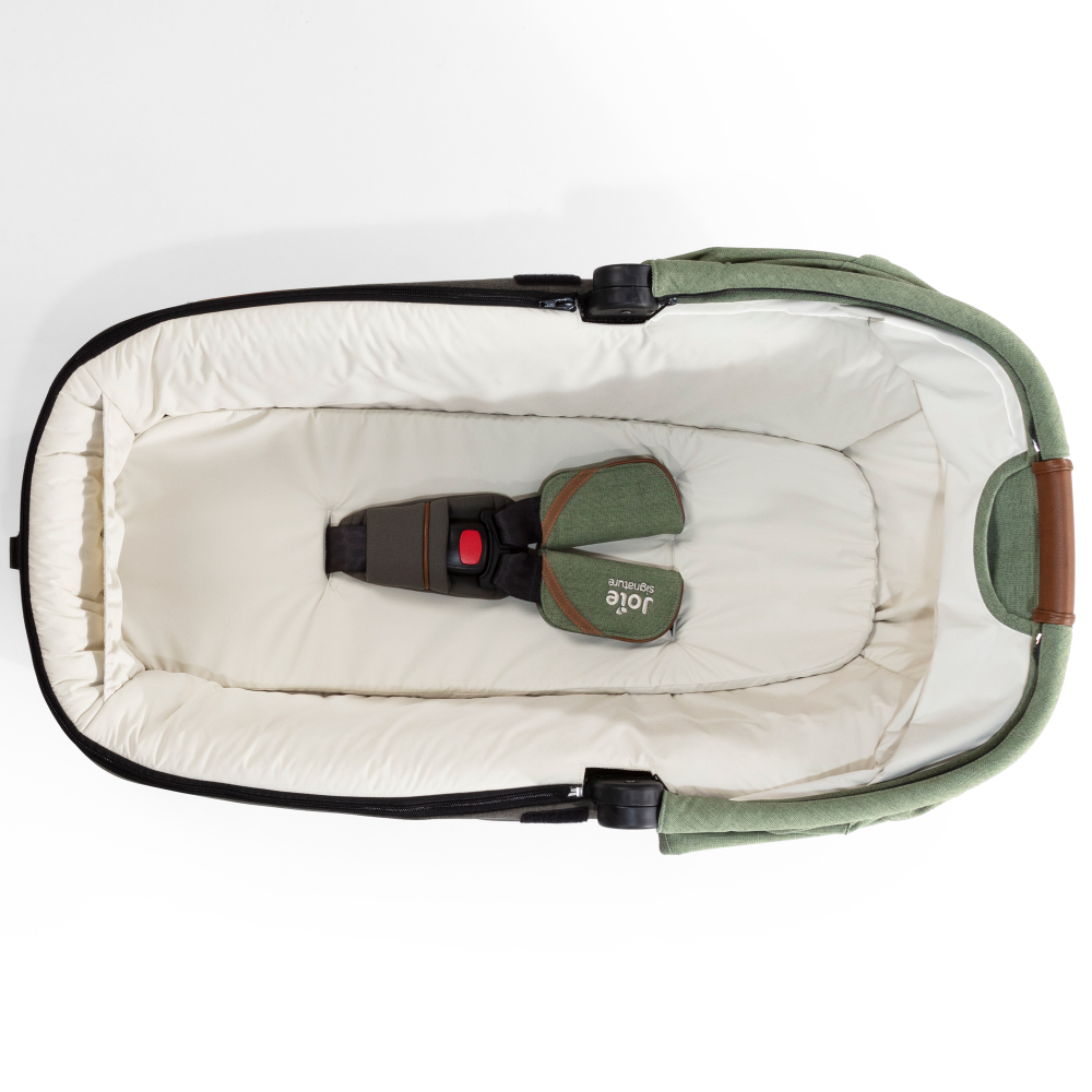 Детское автокресло Joie Calmi