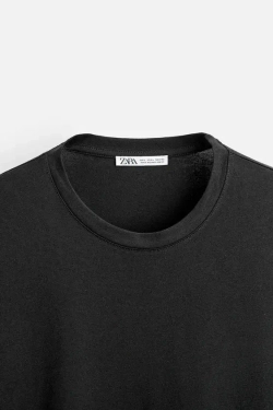 ZARA БАЗОВАЯ ФУТБОЛКА SLIM FIT, ЧЕРНЫЙ